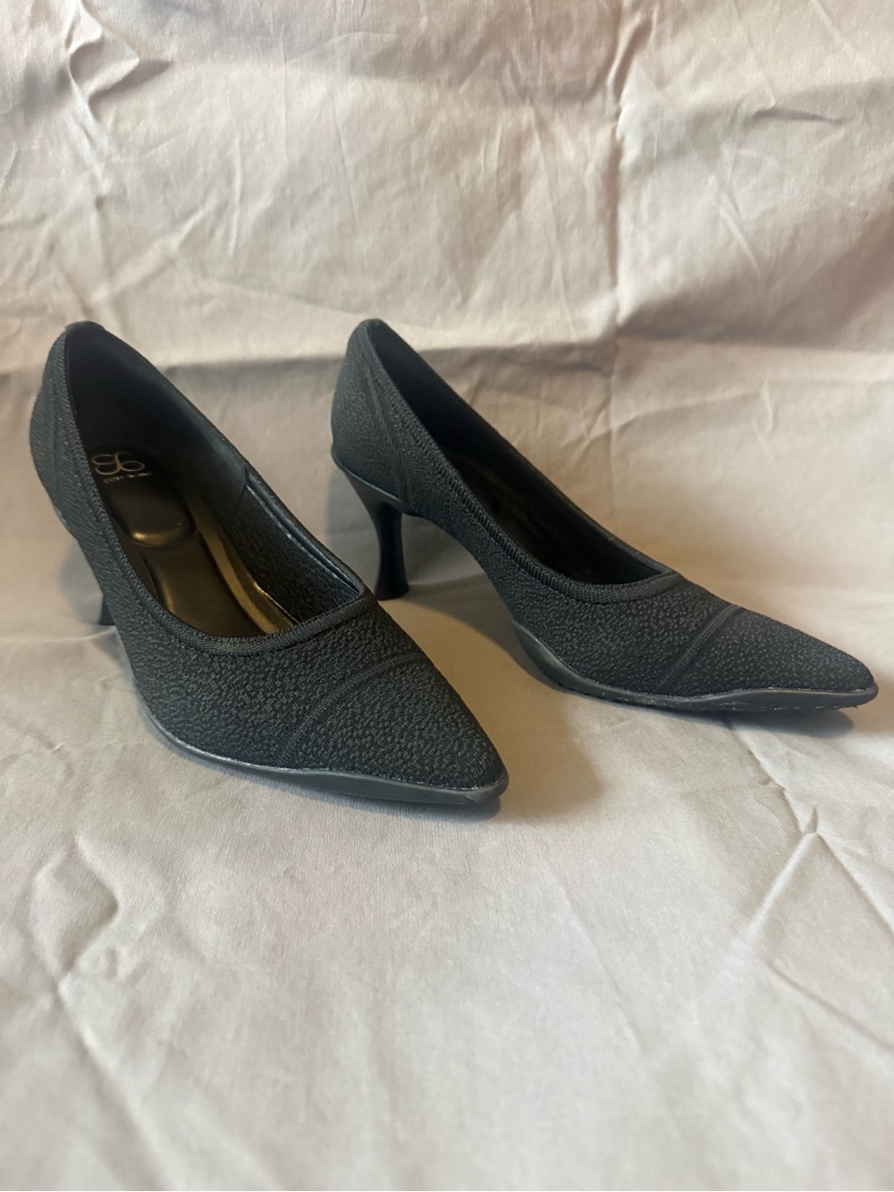 Cosy Island Vivastep Minimalist pointed toe low heeled pumps- w’s 7.5 - black
